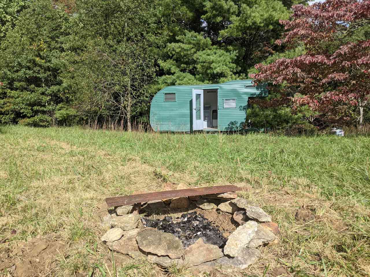 Fire Ring with Metal grate