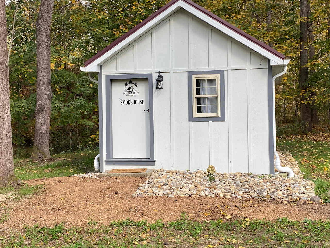 The entrance to the cabin - the fire ring is to the left and the parking area is to the right at the end of the mulched path 