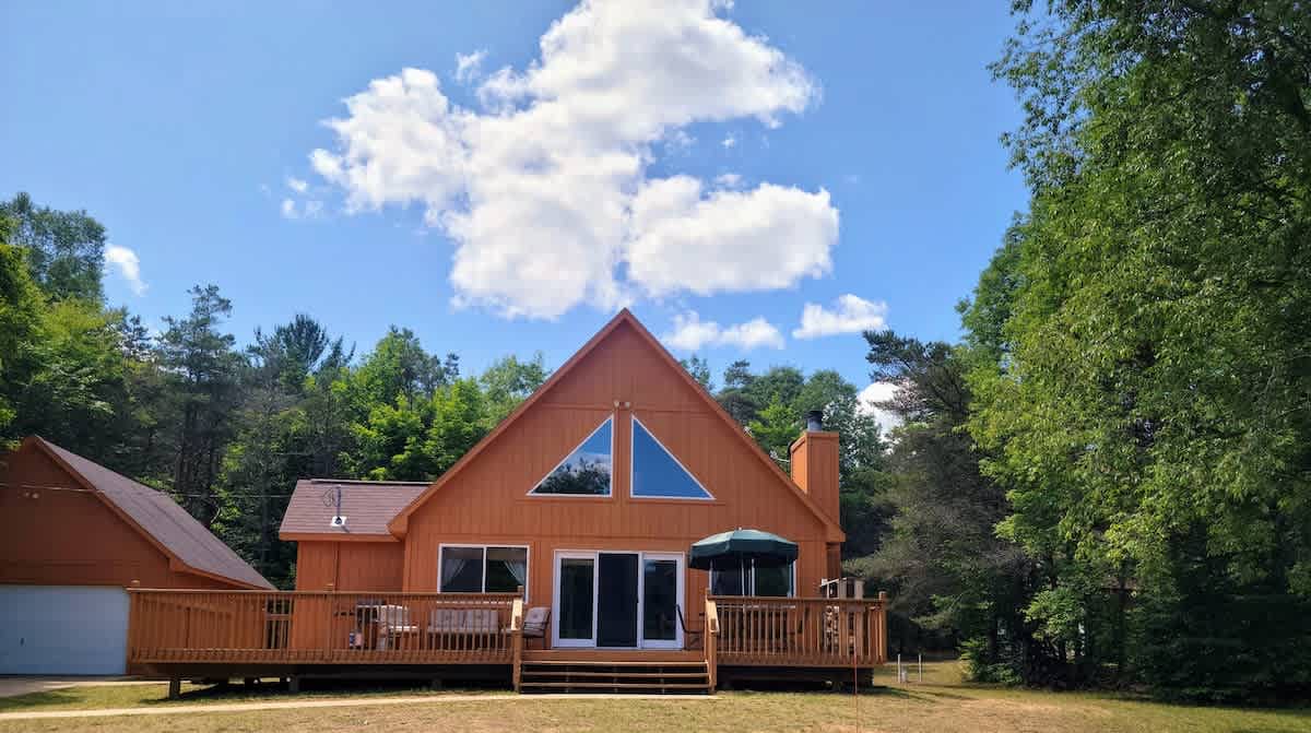 Chalet Getaway on 42 acres