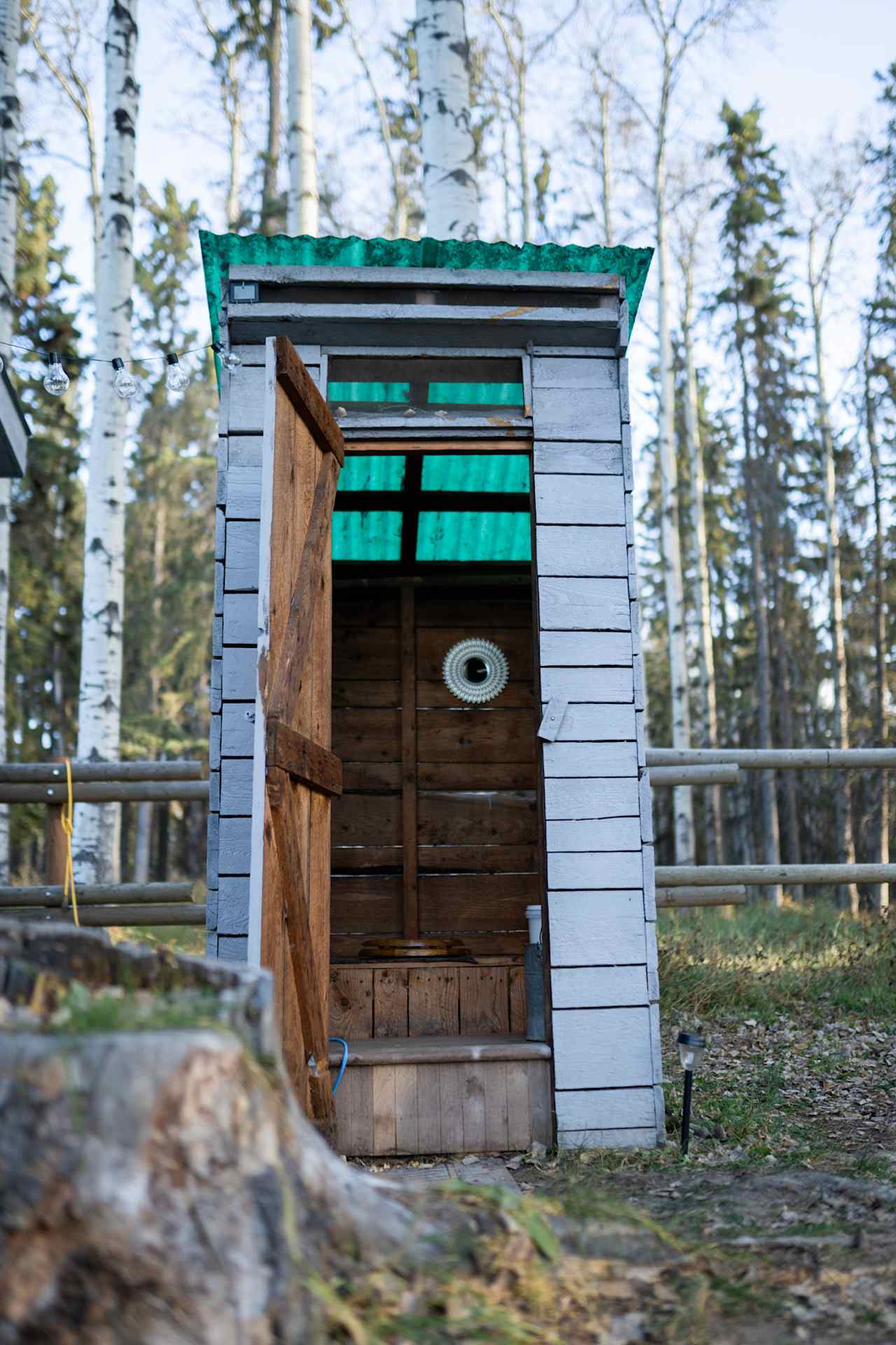 Compost toilet 