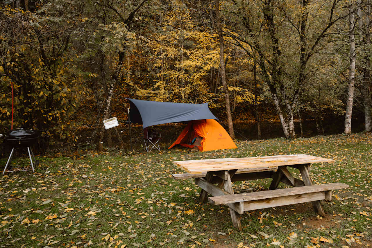 Beautiful campsite, stayed on a rainy day this time, but will be back next time I'm in the area!