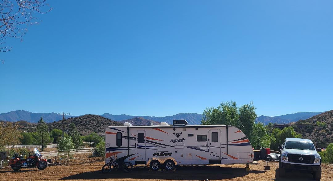 Guests enjoying their stay. Plenty of room for "Toys".