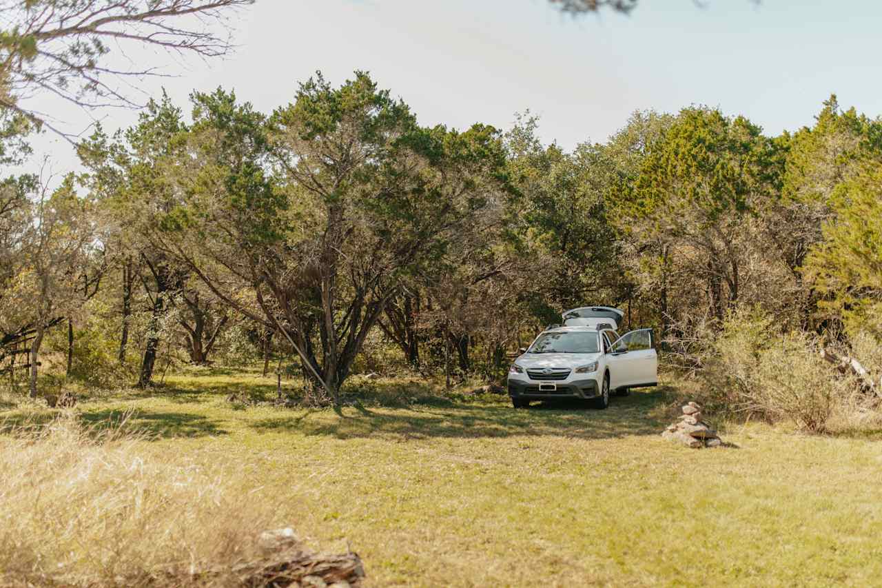 Easy parking access to the campsites.