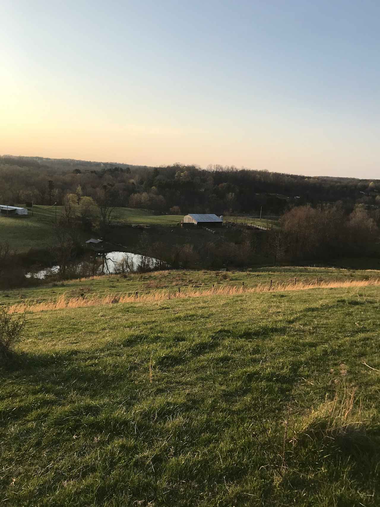 Hilltop Hideaway on Dexter Run Farm