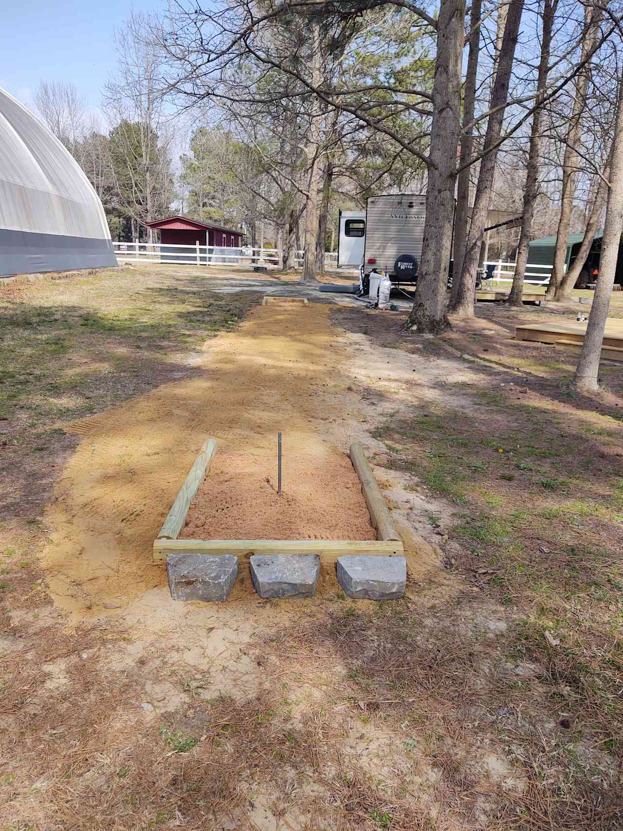 Different view of the horseshoe pit