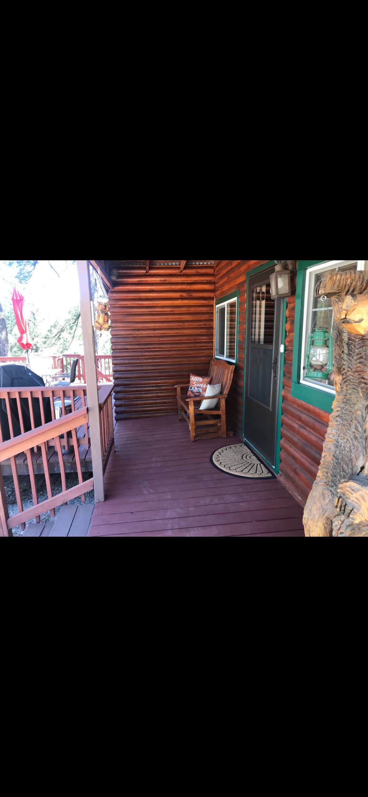 Gonzales Cozy Little Bear Cabin