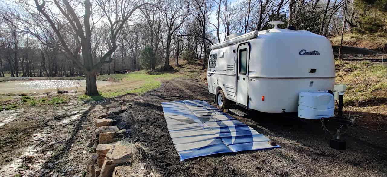 Nice, level spot with plenty of room for a 17-foot Casita