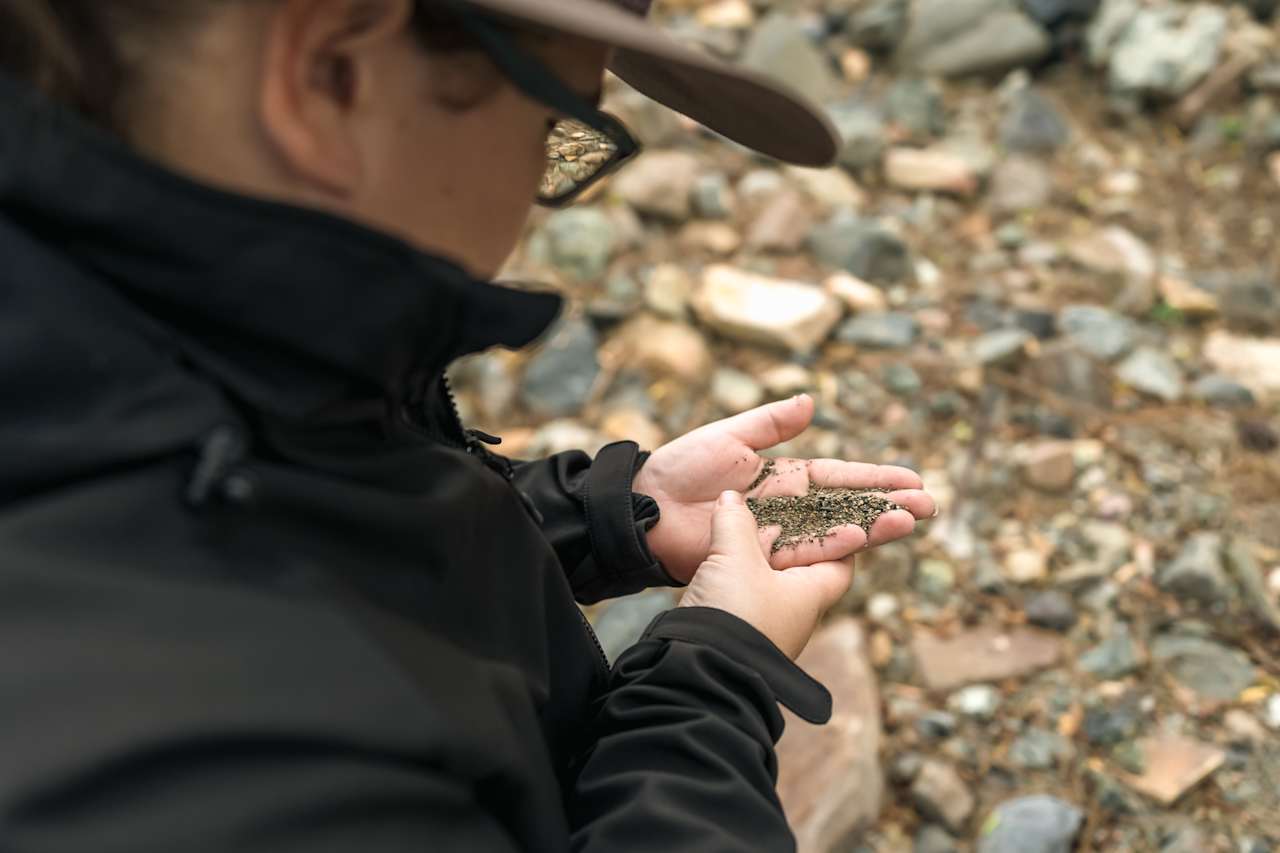 A mate in search of gold and other interesting minerals.
Instagram: @jarodimaged