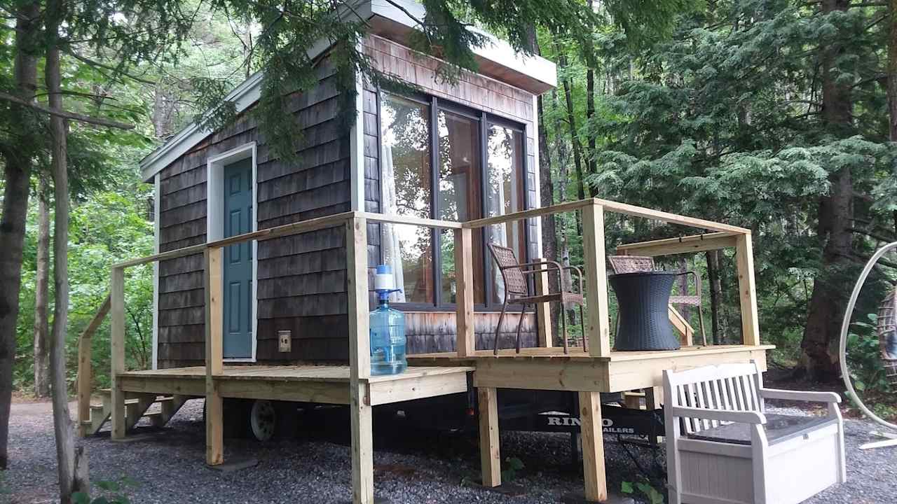 Waterfront Woodsy Glamping