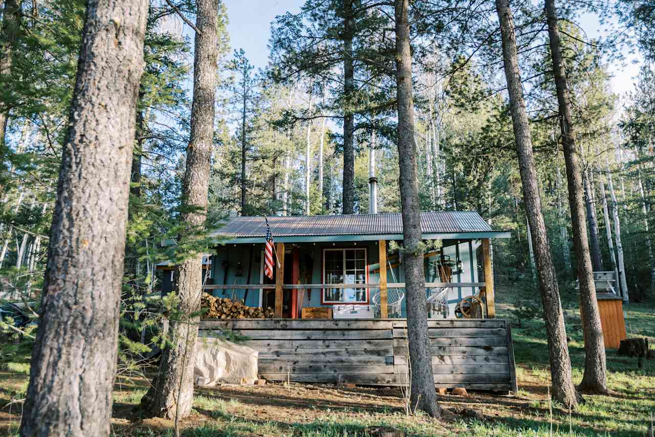 Glamper Cabin in the Aspens & Pines