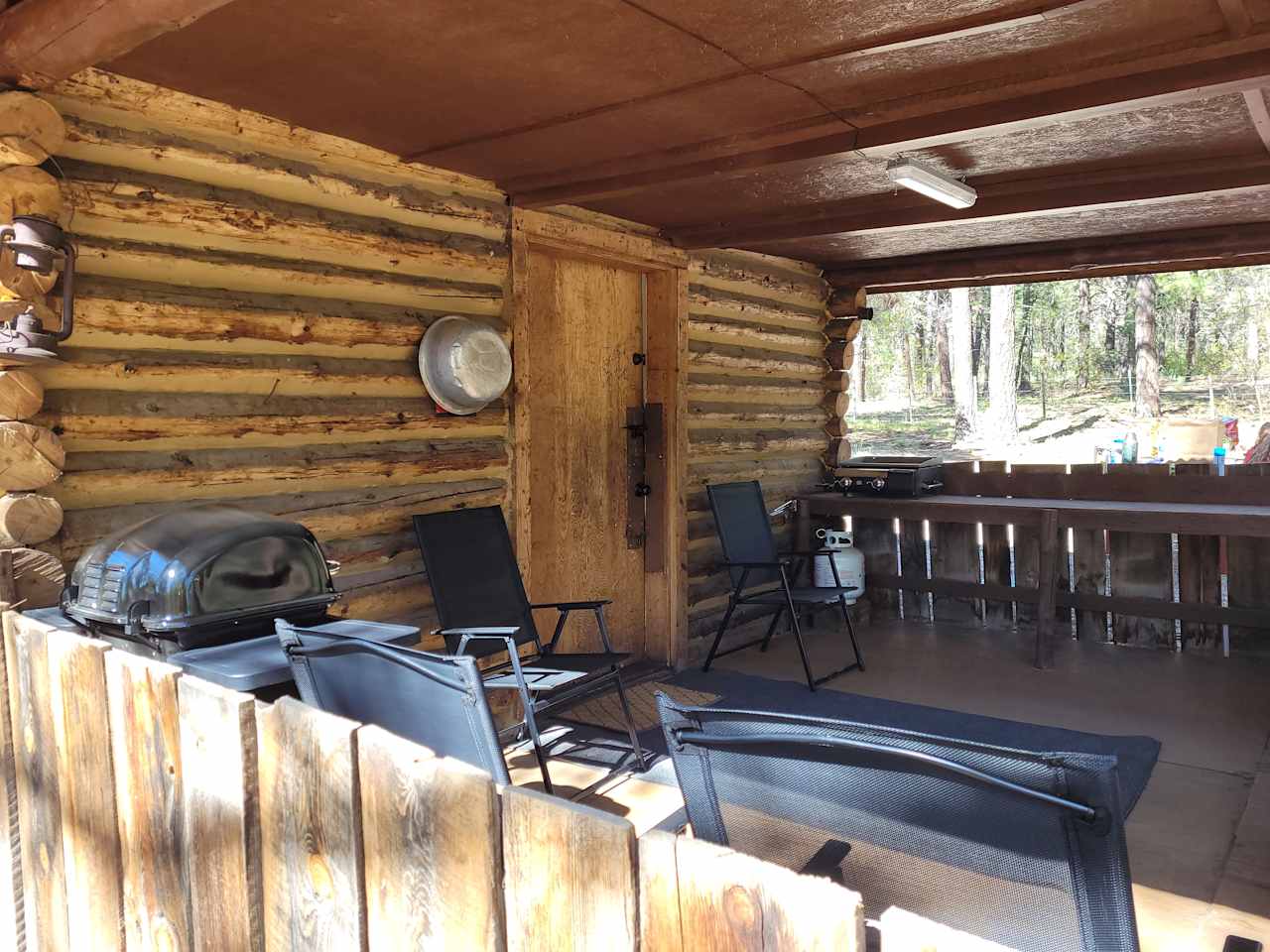 The Cabin At Joe Moore