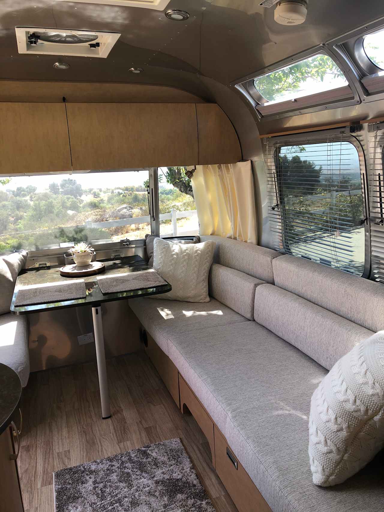 Airstream Camping @ RC Vineyard