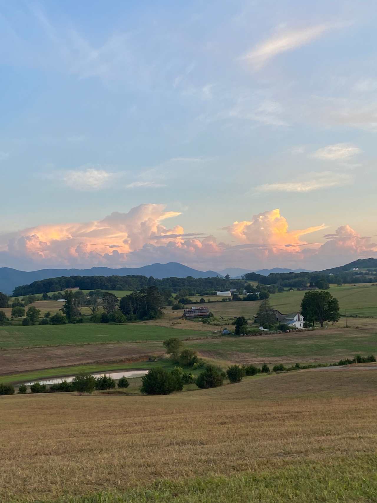 East Tennessee Hilltop Campsite