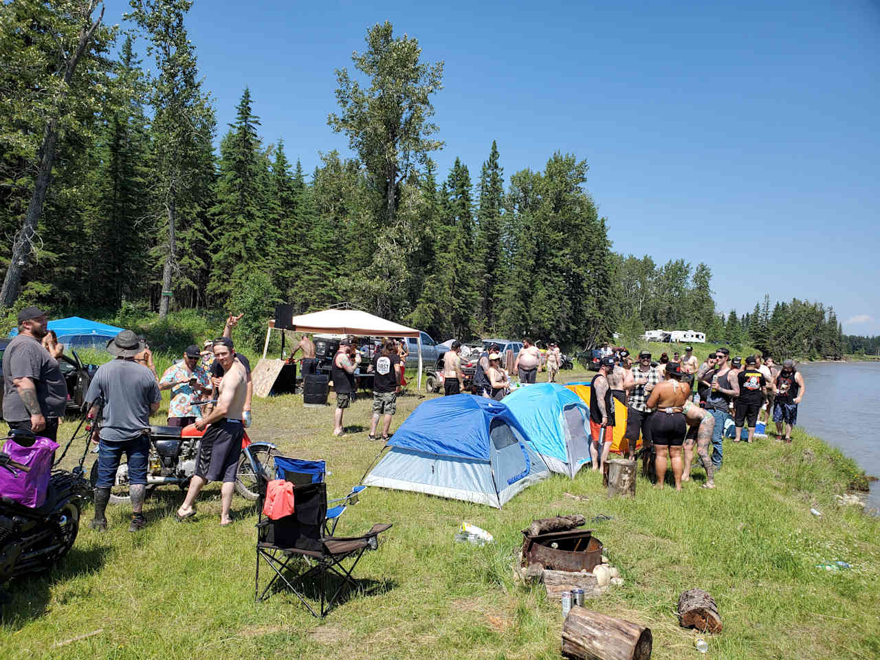 FreeWheelin' Motorcycle Camping