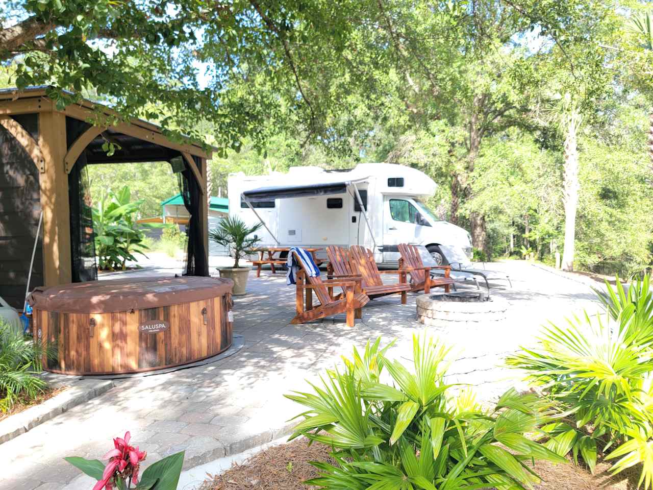 Edisto River Luxury RV Resort