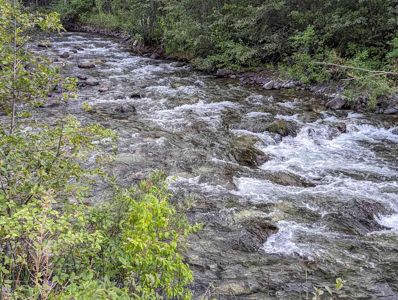 Flussfelsen Campground