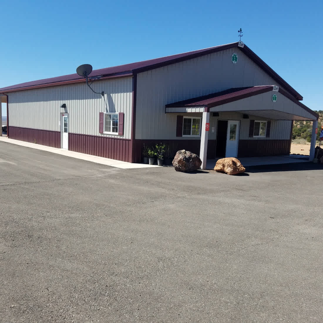 Front of clubhouse building 