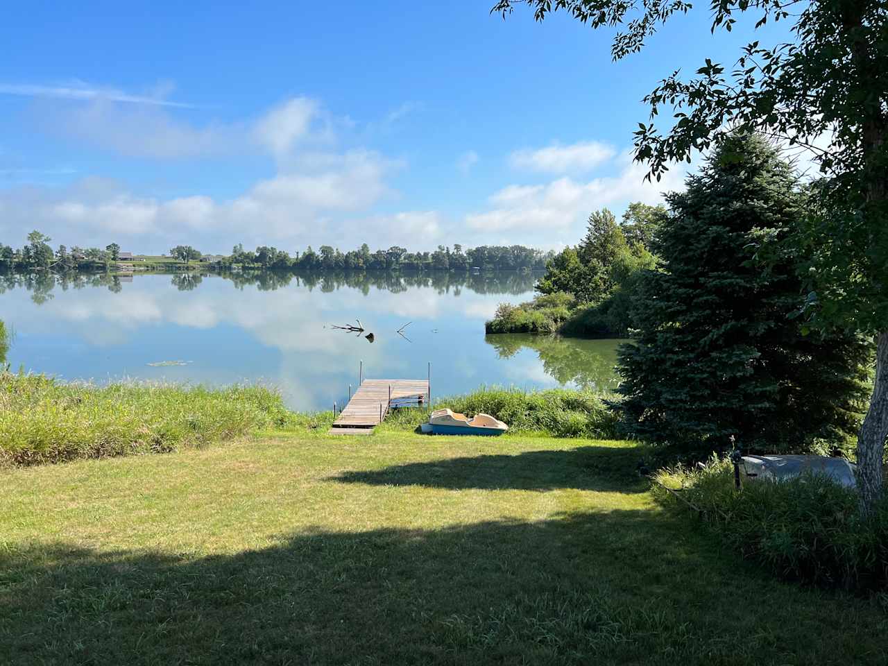 Lower Elk Lake - Full RV Hookup