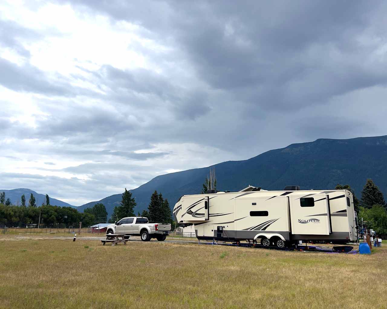 ⭐️Glacier RV Oasis/Mountain Views