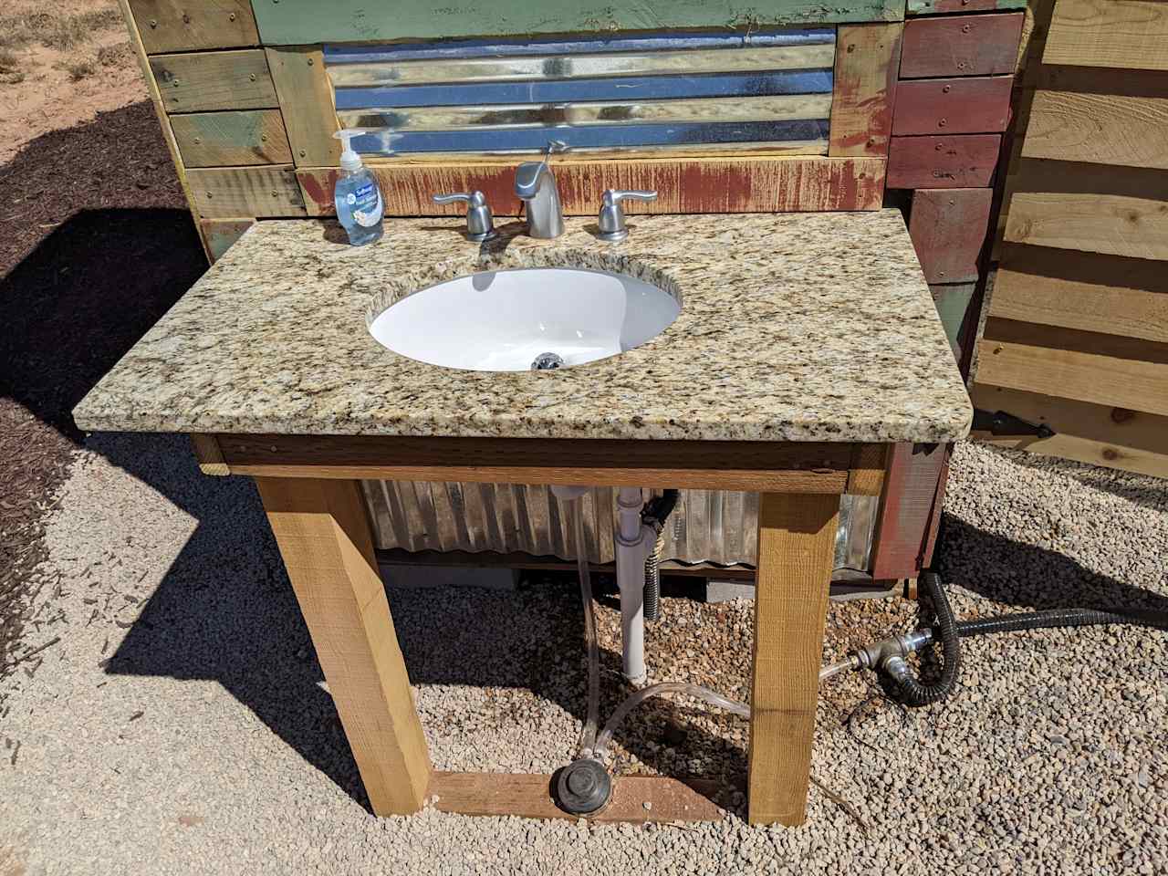 Outdoor Sink (foot pump)