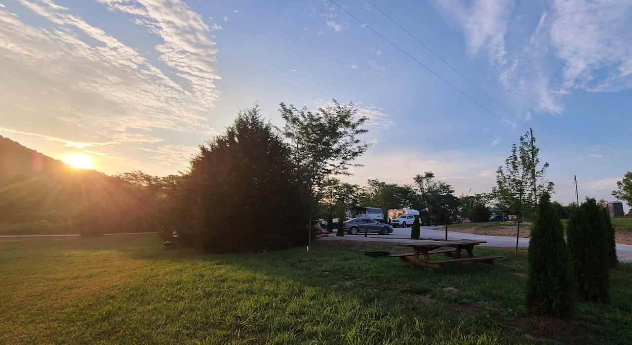 Riverdream Camps