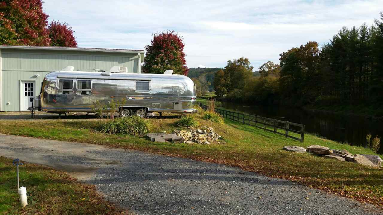 Scenic Waterfront RV Camping