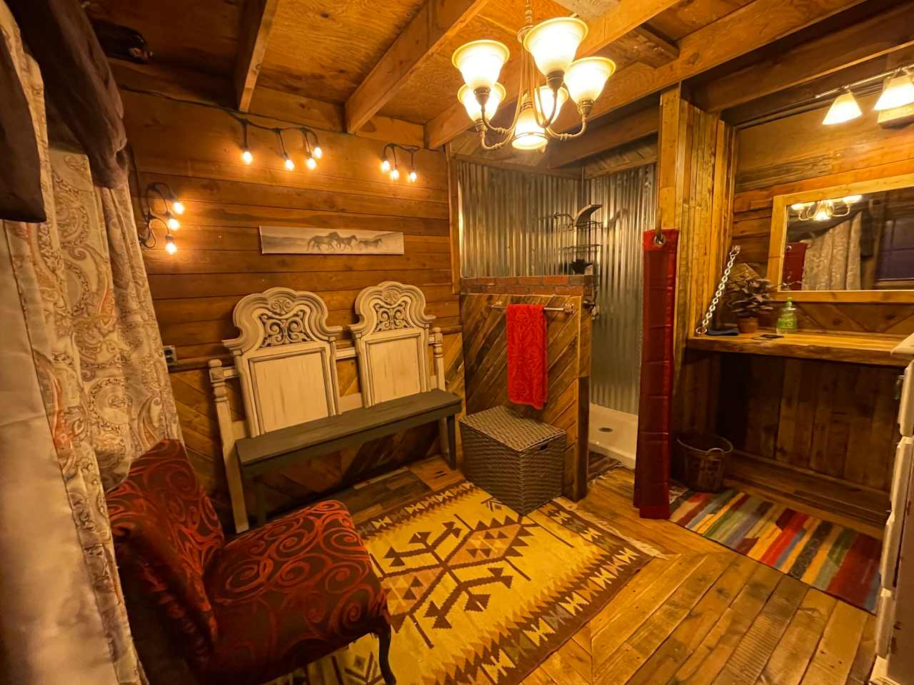 Spokane Western Dude Ranch Barn BnB