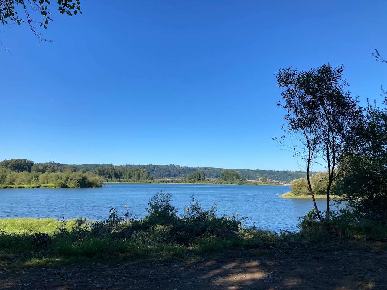 There is a beautiful view of the Columbia River and wildlife.