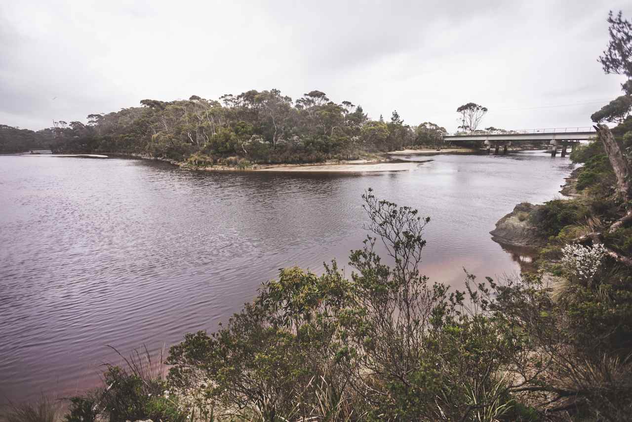 Crayfish Creek Van and Cabin Park