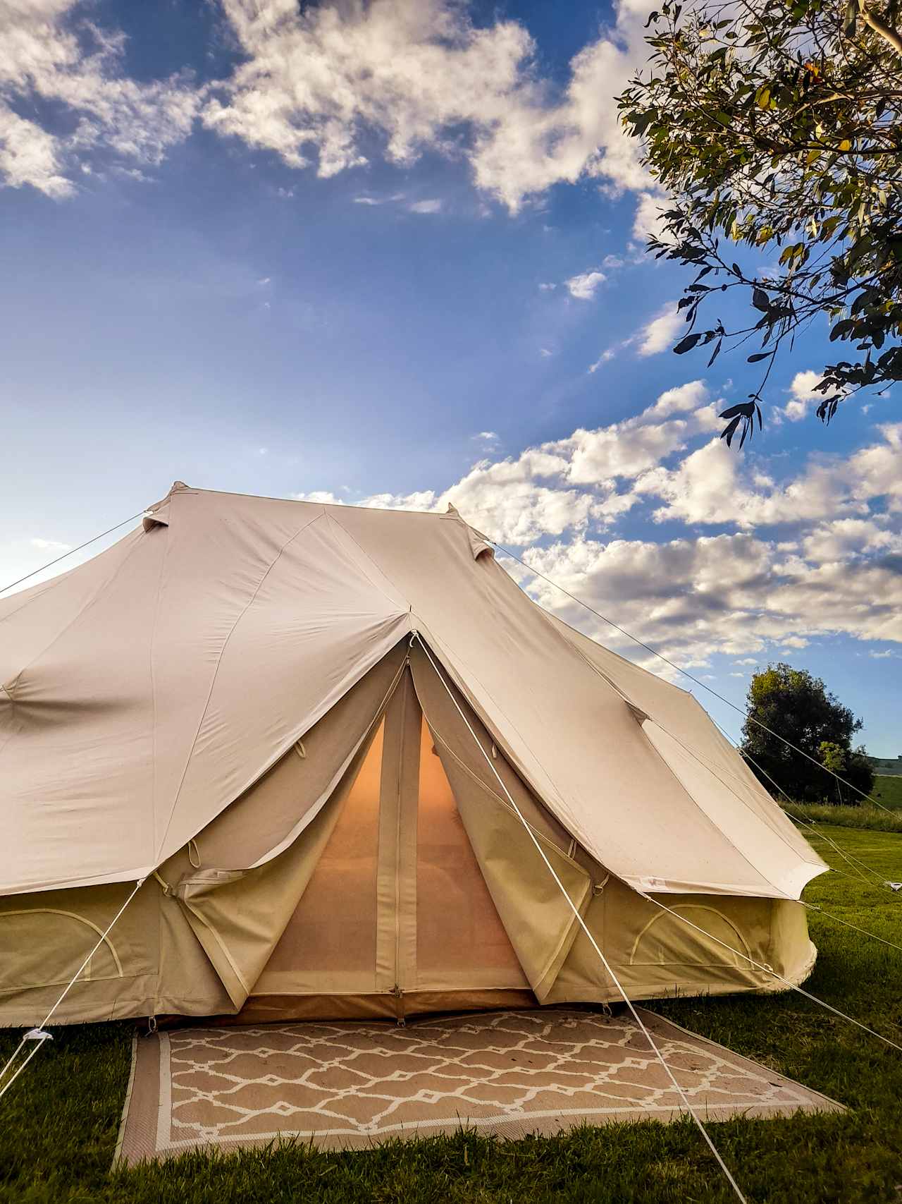 Emperor glamping tent - add to booking in EXTRAS 