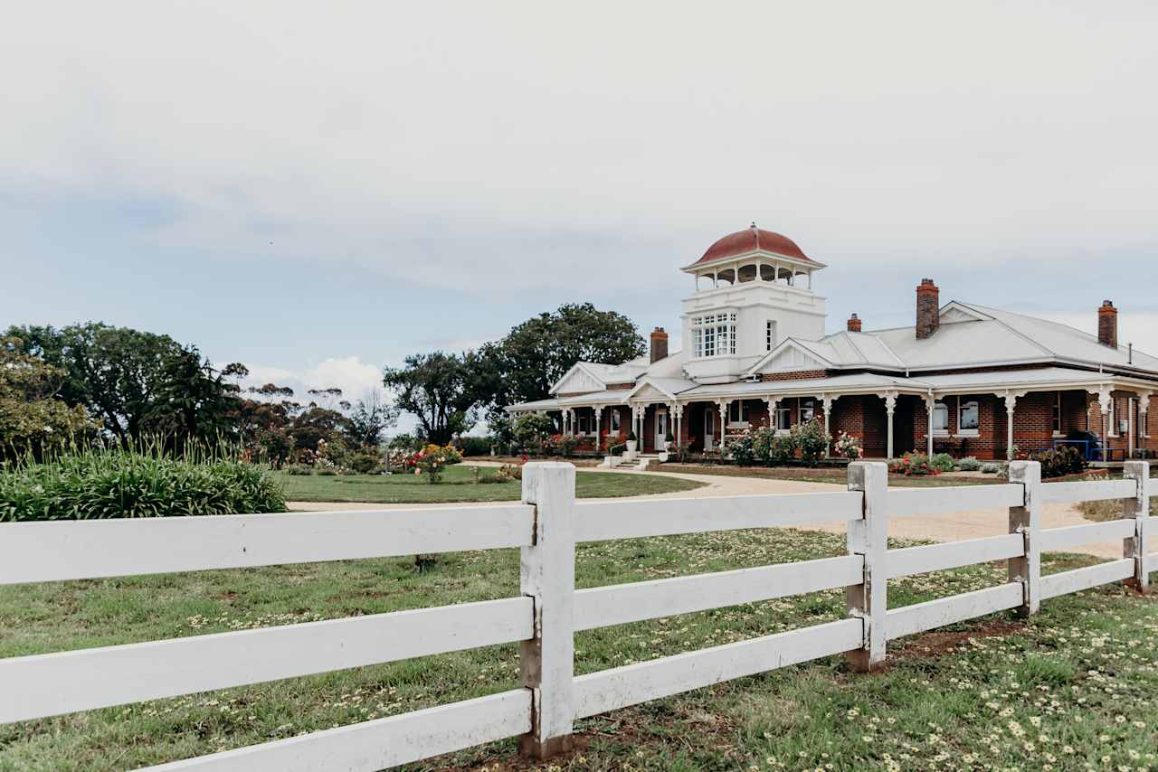 Talisker Homestead - 11 Bedrooms