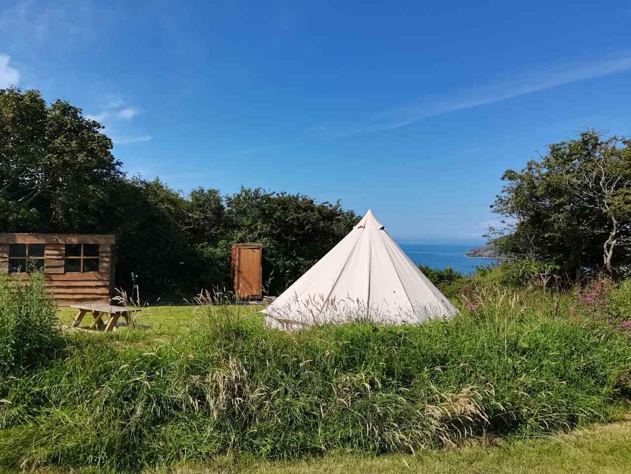 The Hide Camping & Glamping