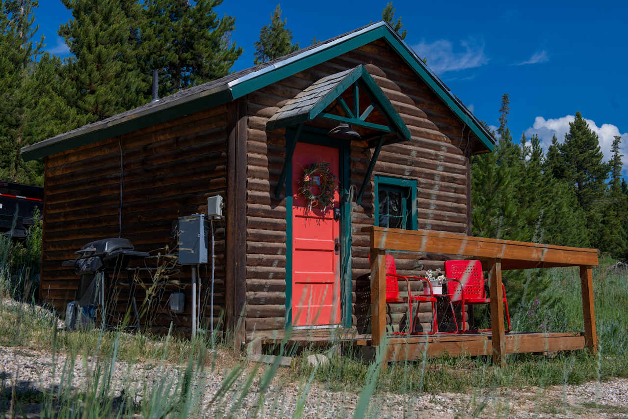 Scarlet Paintbrush Cabin