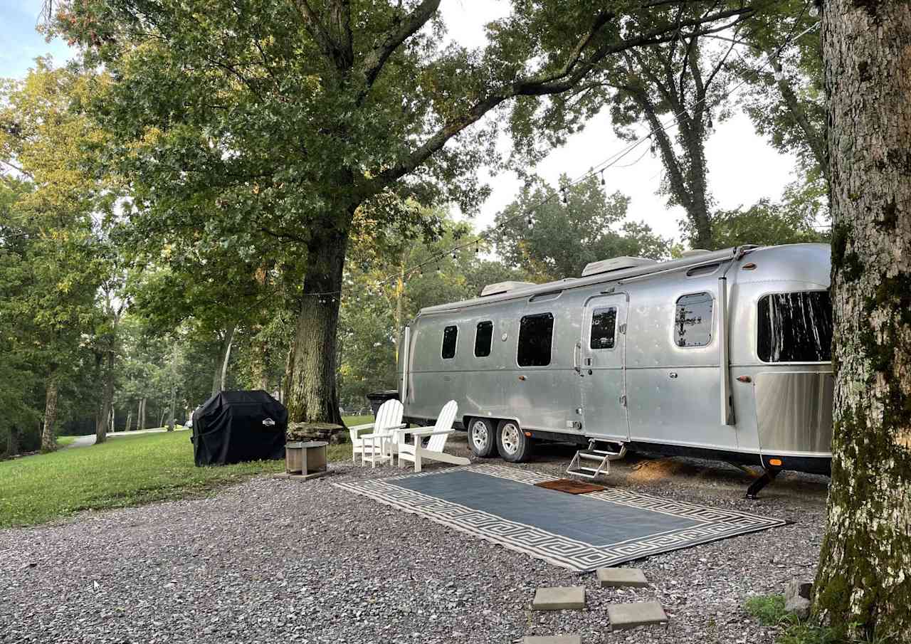 Thompsons Station AirStream