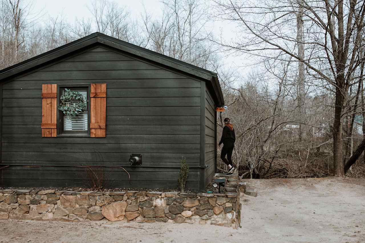 River's Edge Cabin