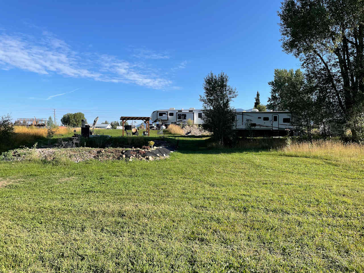 RV located up on the bench just a short walking path to the creek