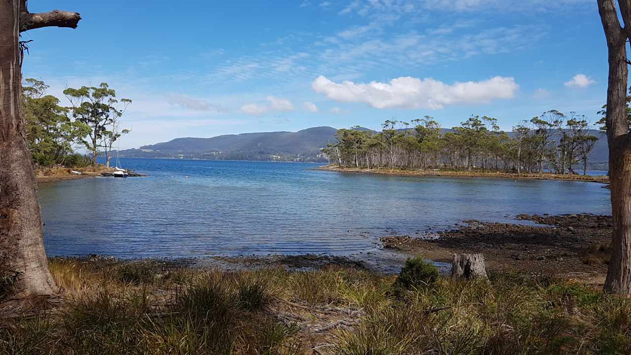 Heron Cove, Bruny Island