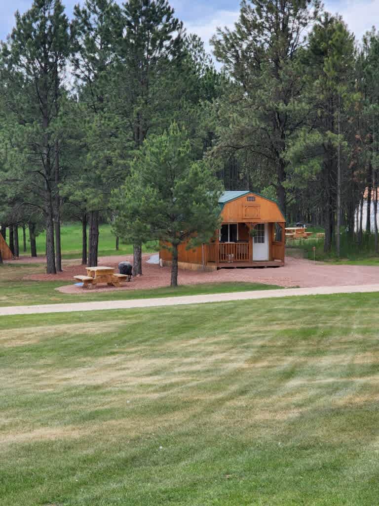 Dakota Dream B&B, Cabins, Glamping