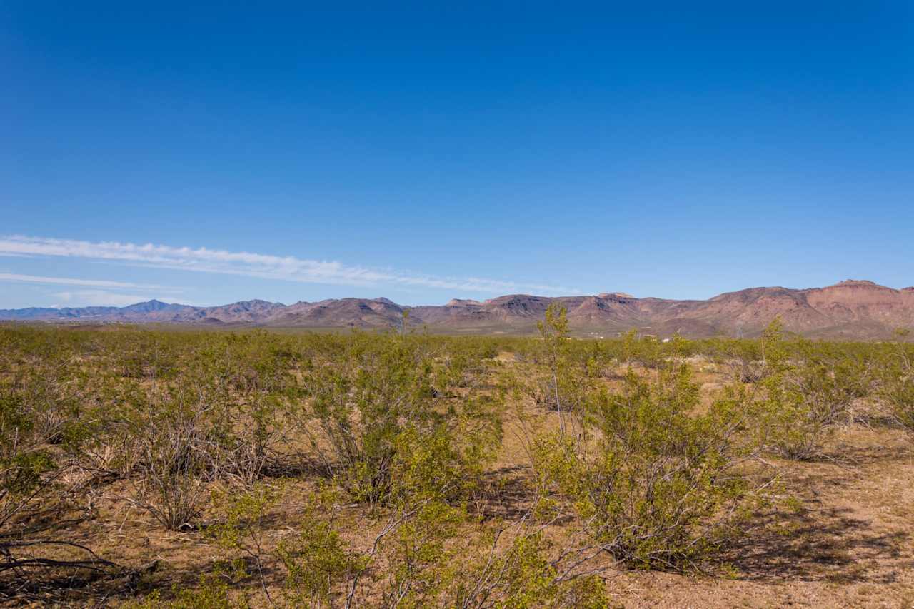 Scenic Desert Off-Grid Camping