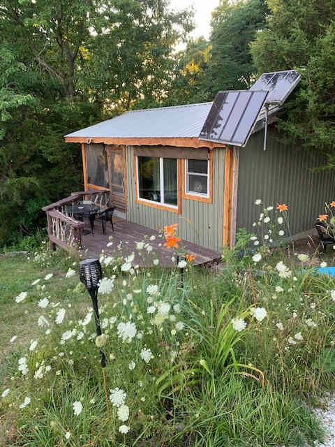 MoonRise Cabin-Farm w/ Trails