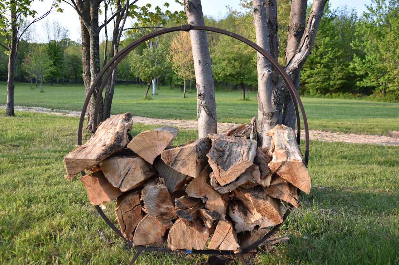 1/2 rack of wood is supplied by hosts for each night rented, if you would like additional wood the cost are (1/2 rack $25, full rack $50)