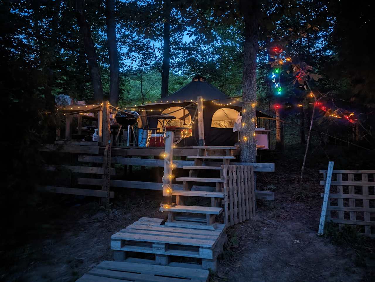 Hummingbird Hollow Outdoors