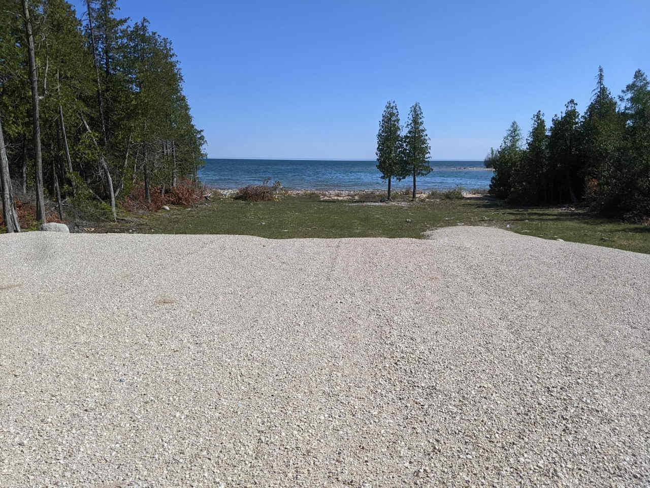 View from the gravel pad. Absolutely breathtaking! Can you hear the waves calling you???