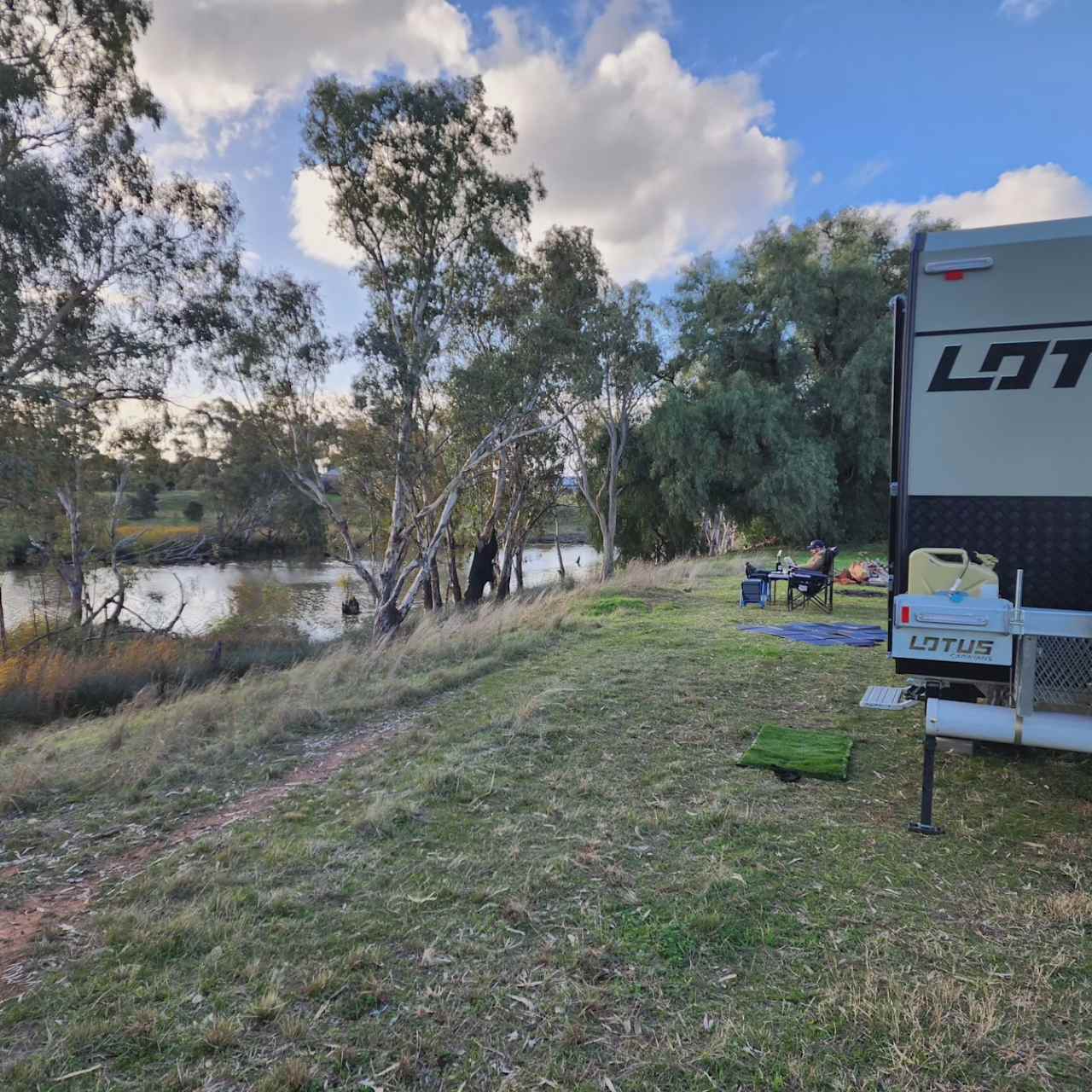 Loddon River Park