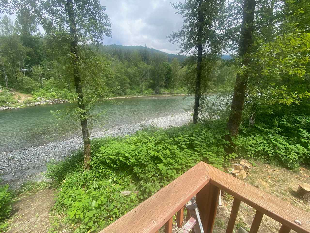 Riverfront Skykomish Camping 6+