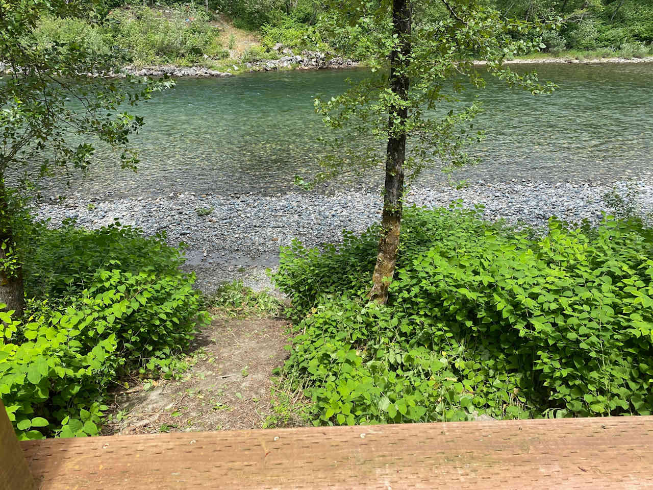 Riverfront Skykomish Camping 6+