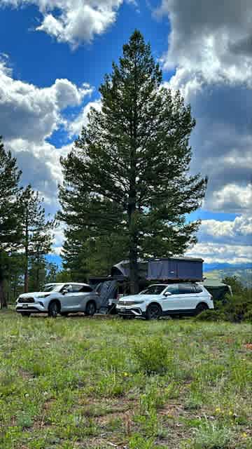 Serenity in the Foothills