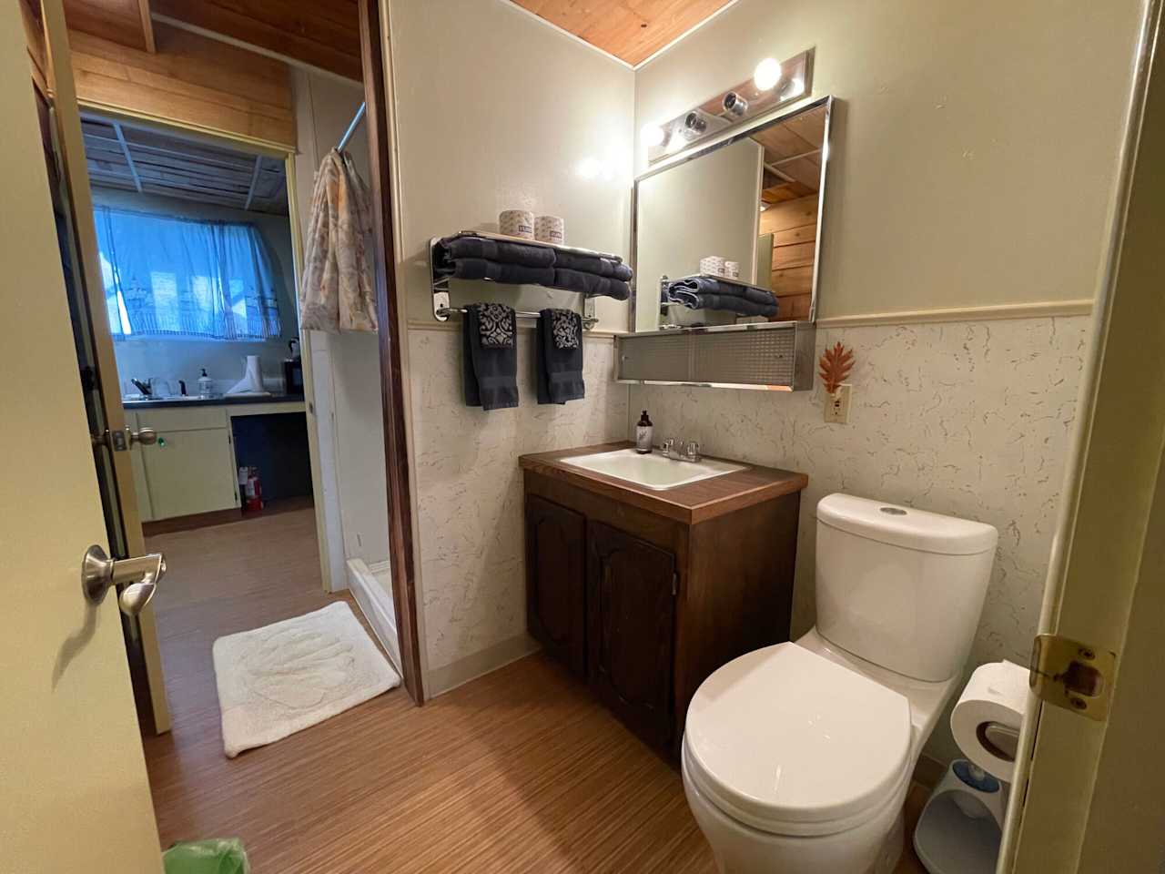 Bayshore RV Park & Guest Suites