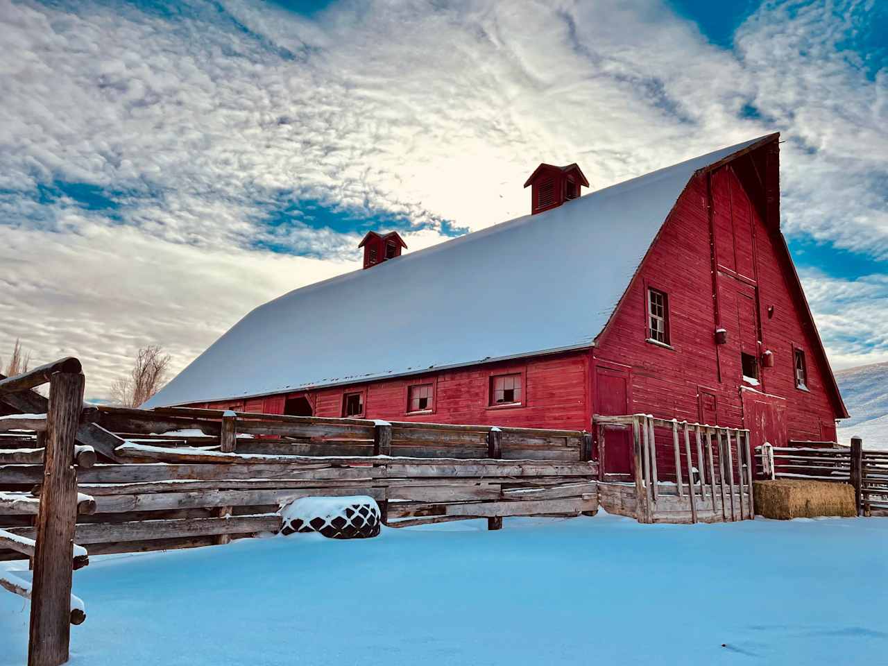 Red Barn on Rhea Creek