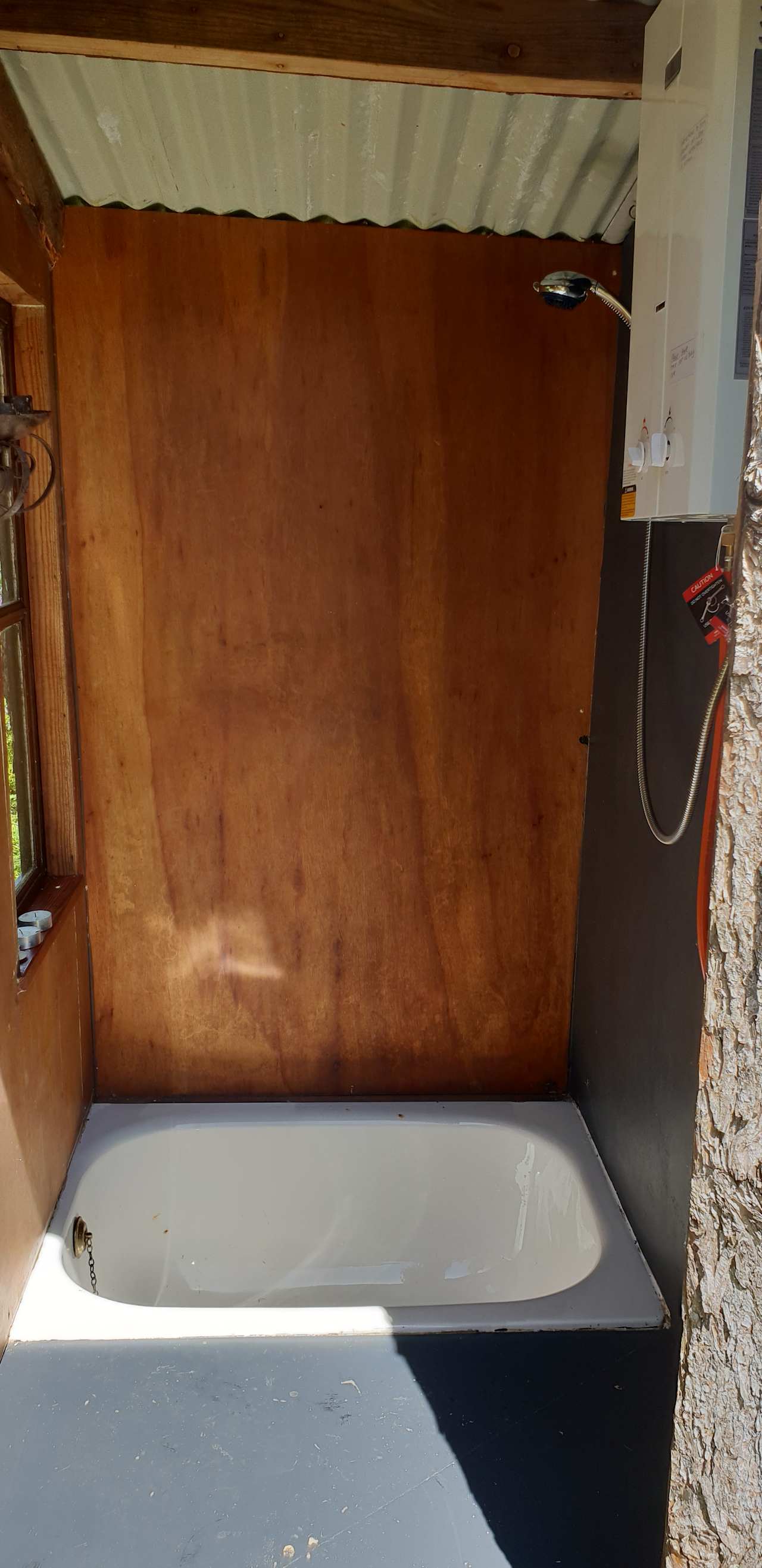 rustic shower, hot gas/solar